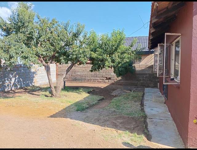 2 BEDROOM HOUSE FOR SALE IN DRIEZIEK EXT 2